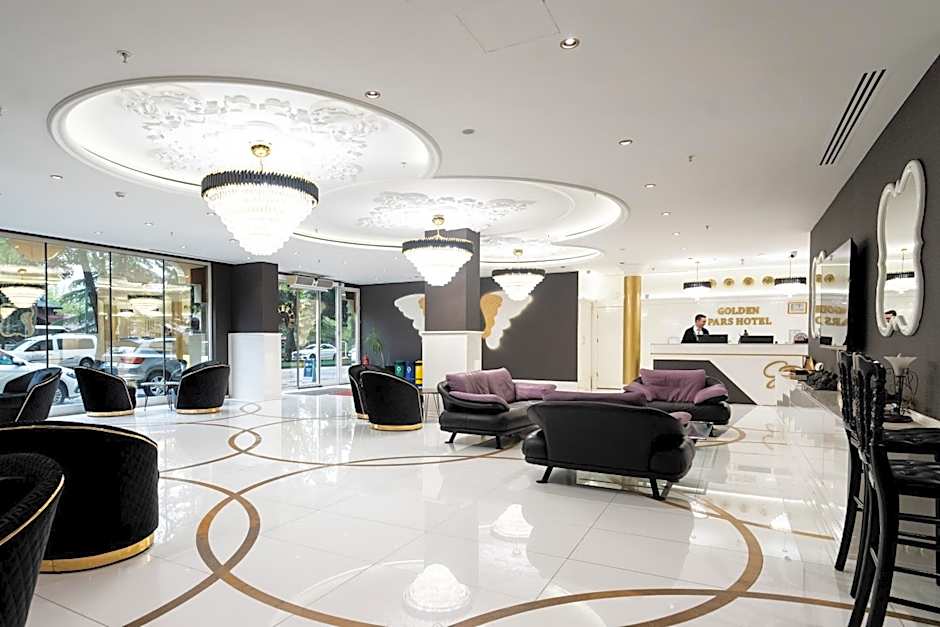 Golden Pars Hotel