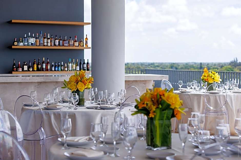 AC Hotel by Marriott Fort Lauderdale Sawgrass Mills/Sunrise