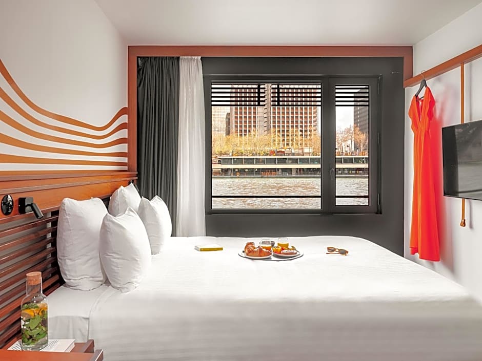 Hotel OFF Paris Seine