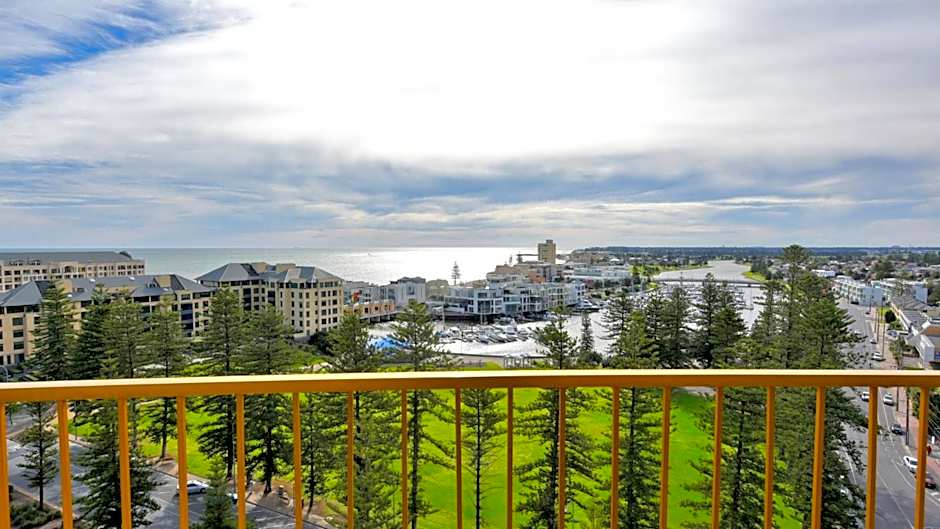 Atlantic Tower Motor Inn