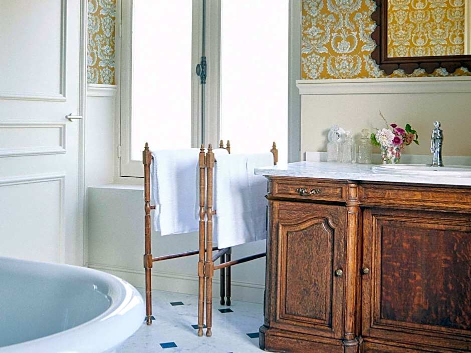Abbaye des Vaux De Cernay un hotel Paris Society Collection
