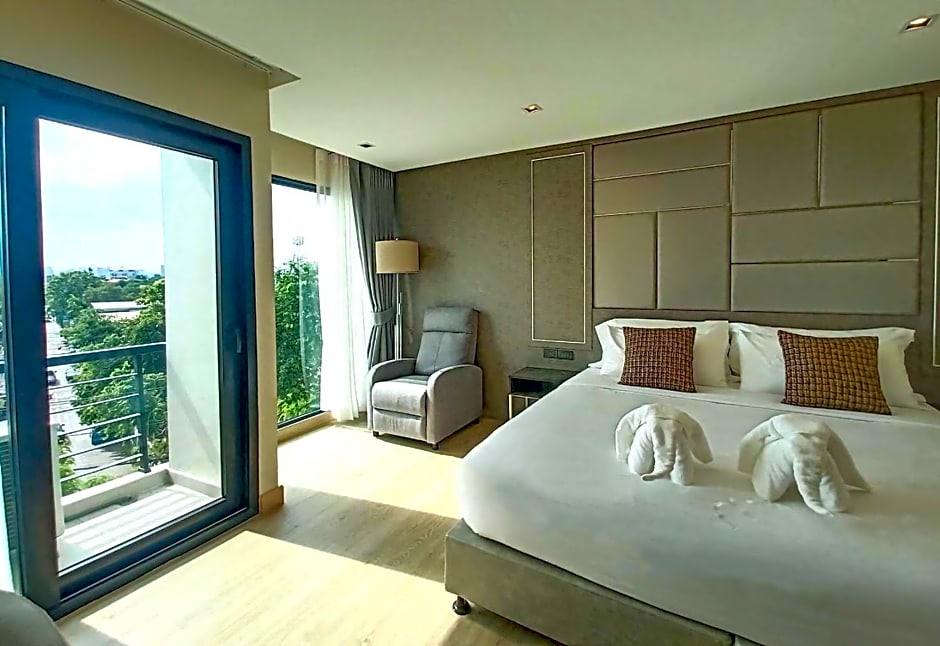 The 9 Residence Hotel