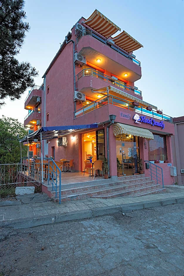 Hotel Jemelly