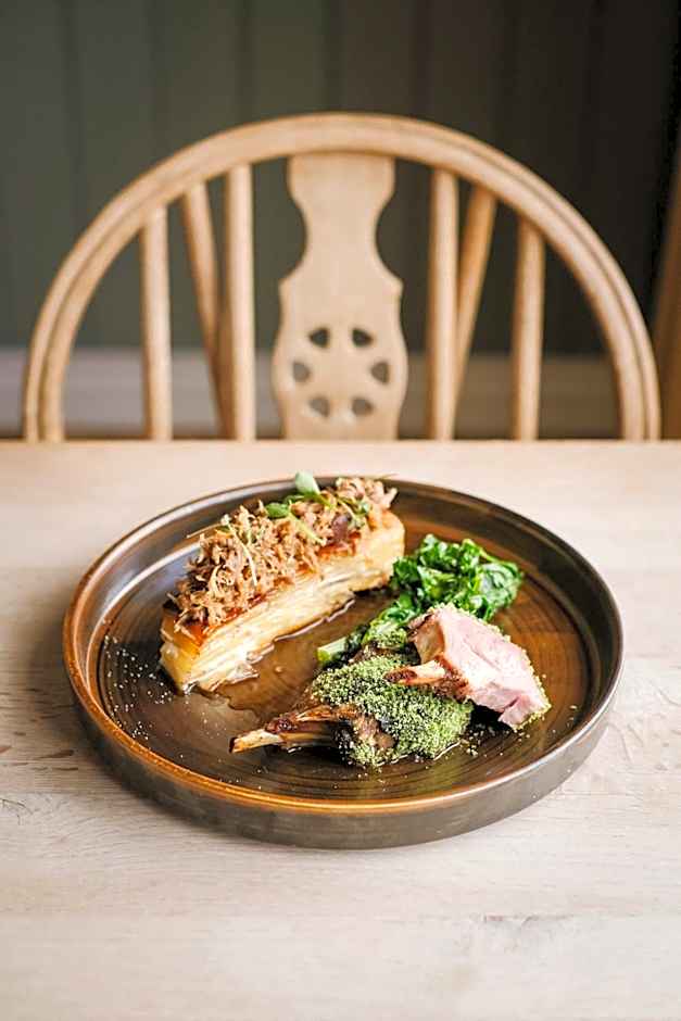 Bankinn - Hotel by Aldan