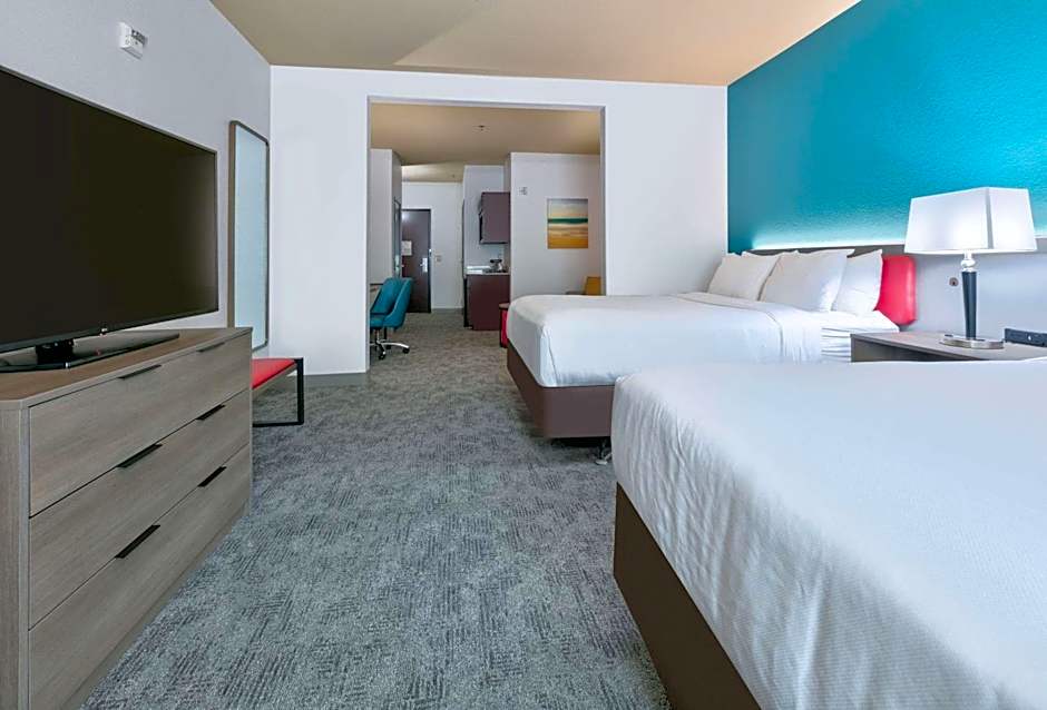 Photo 1 of 9 of 2 Queen Beds Suite, Accessible