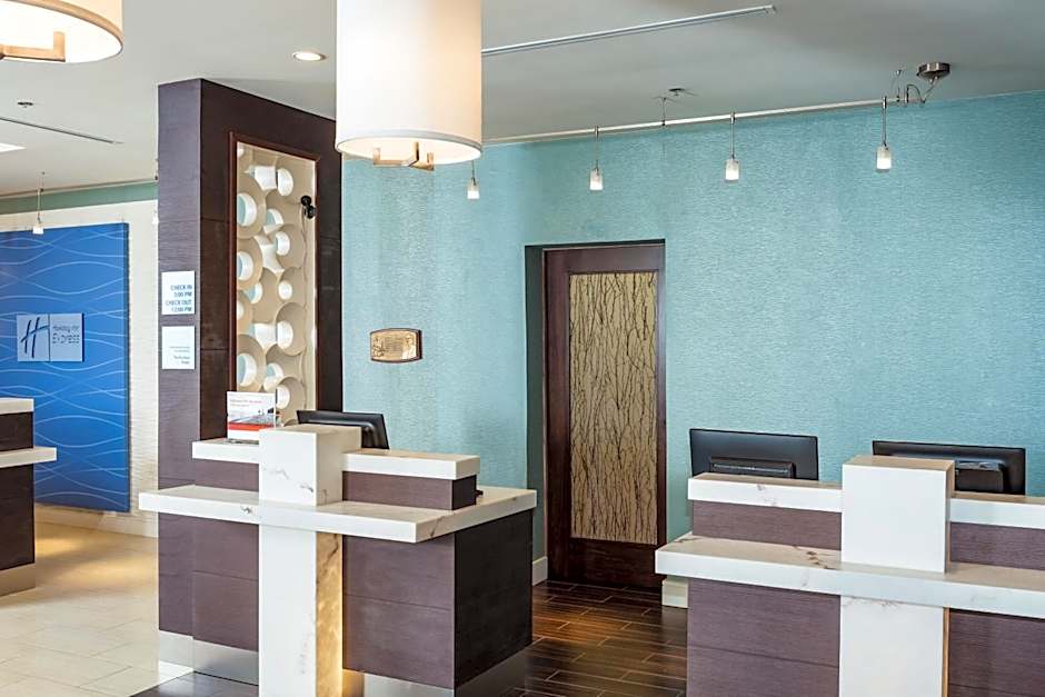 Holiday Inn Express at Monterey Bay By IHG