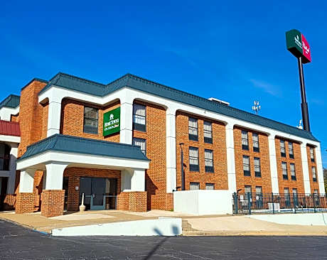 HomeTowne Studios Prattville