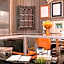 Orange Hotel