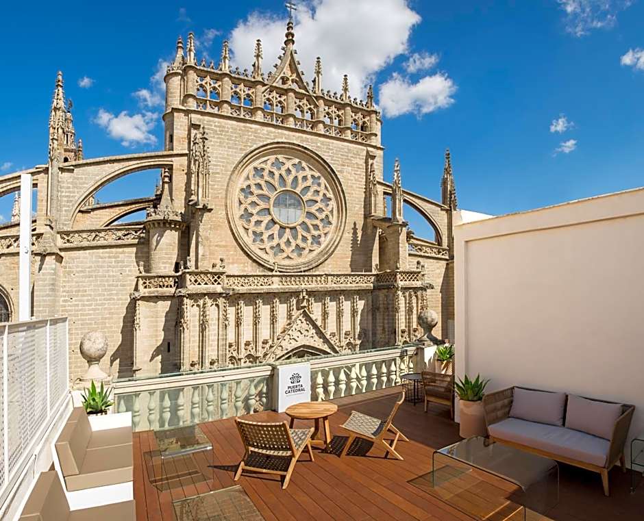 Puerta Catedral Suites