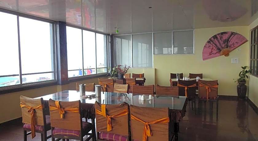 Hotel Royal Residency