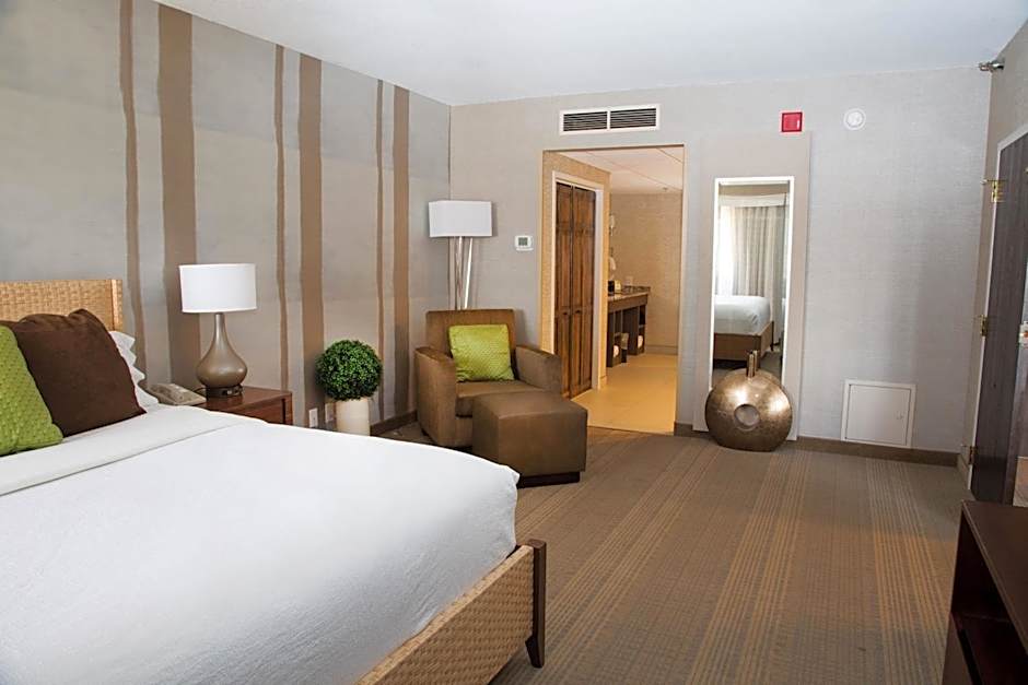 DoubleTree by Hilton Rapid City Downtown Convention Center