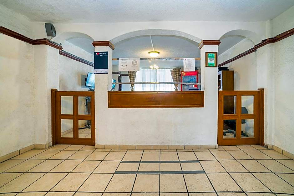 Capital O Hotel Casa Blanca