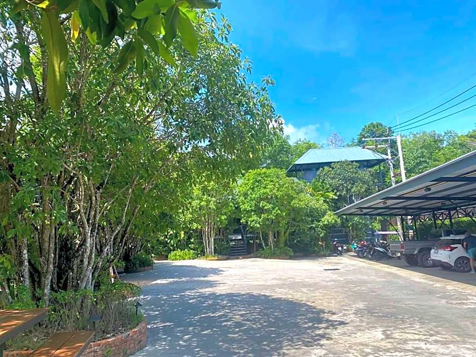 Loy Chalet