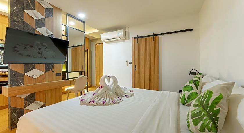 Sky Wave Patong Hotel