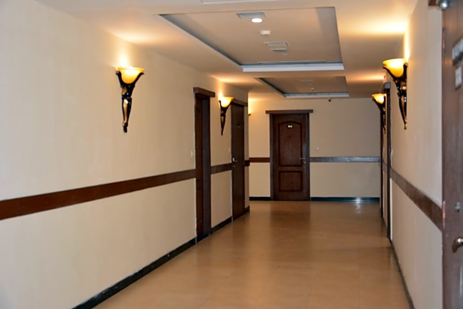 The Grand Neelam Hotel