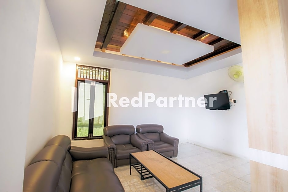 Hatta Guest House Syariah near Hayam Wuruk Jelutung Mitra RedDoorz