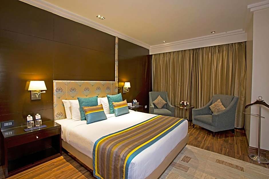 Photo 1 of 10 of Suite
