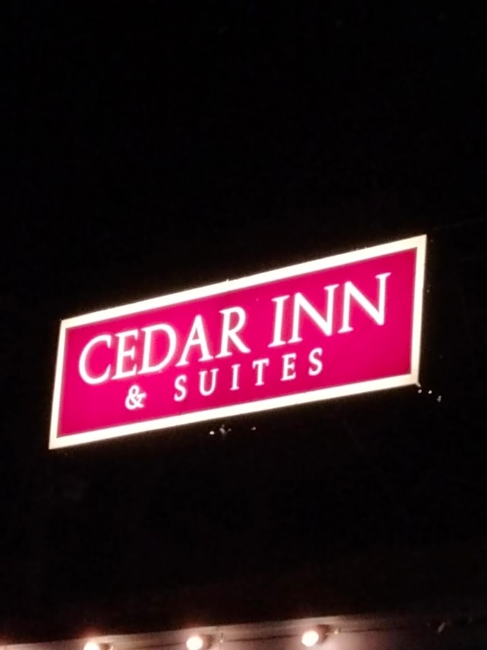 Cedar Inn & Suites