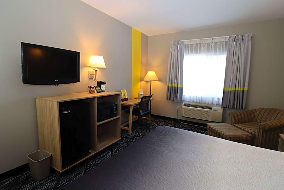 Super 8 by Wyndham Perryville