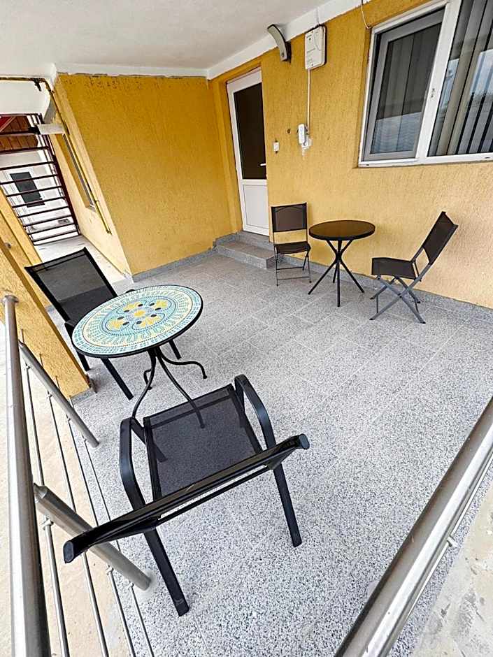 Relax by the Sea Cazare