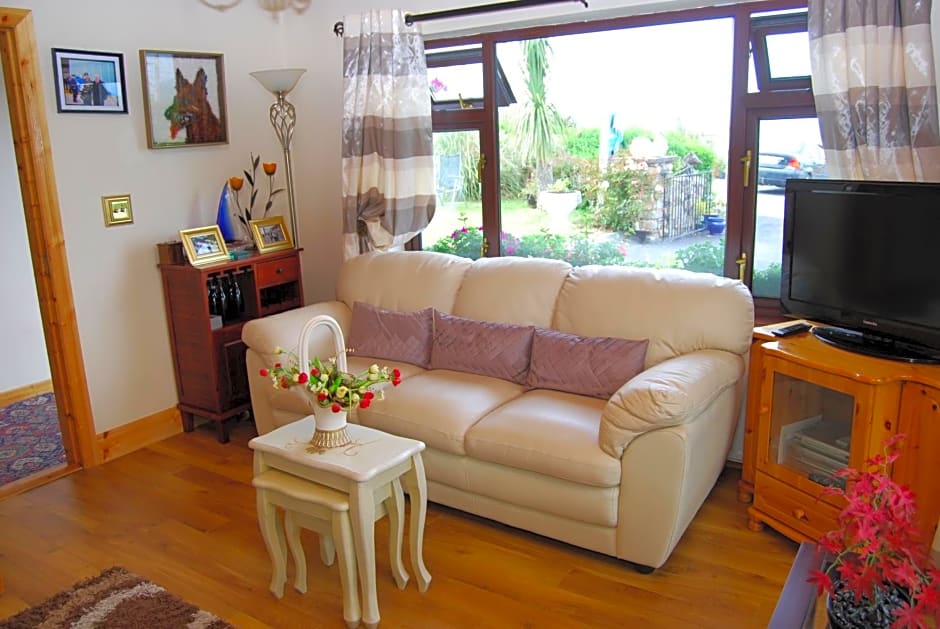 The Ocean Wave Bed & Breakfast