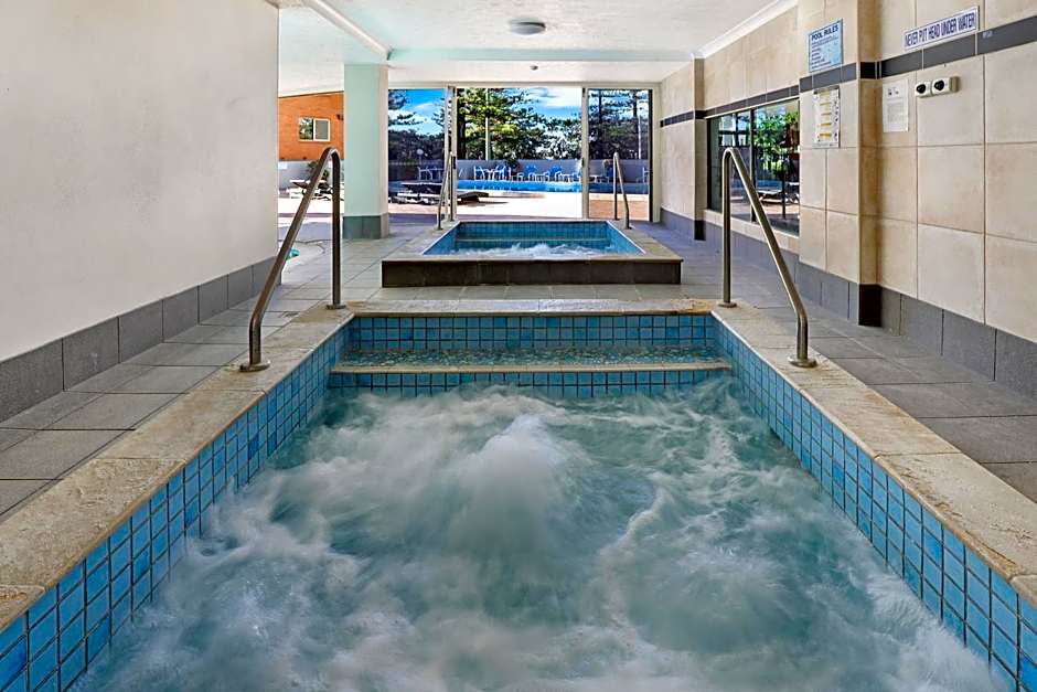 Pacific Regis Beachfront Holiday Apartments