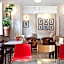 Kellys Hotel