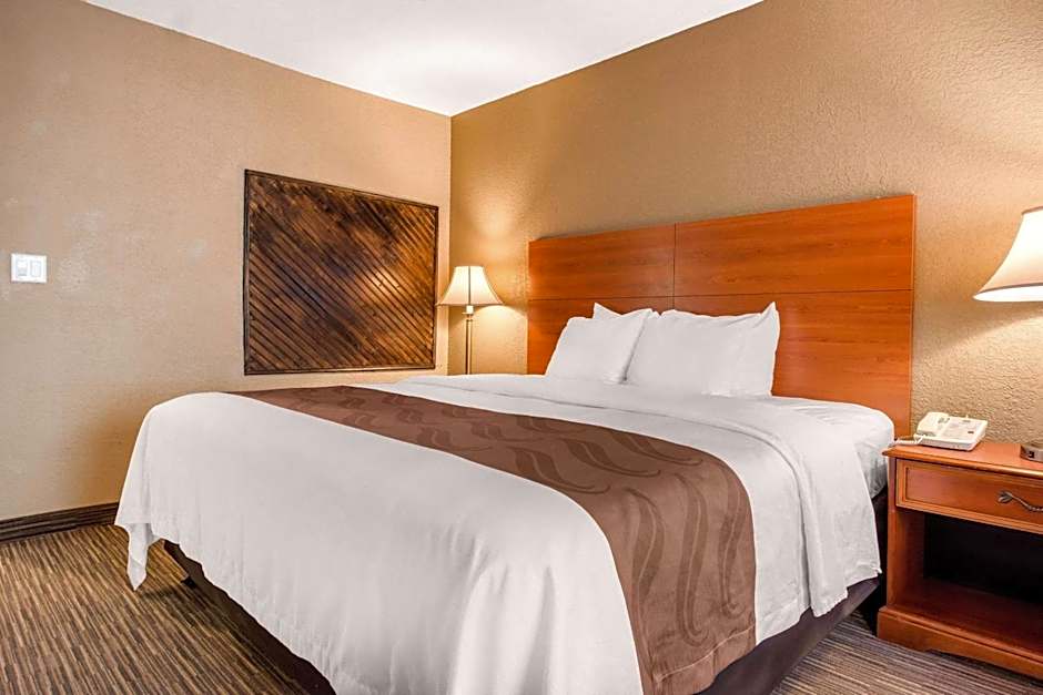 Quality Inn & Suites New Castle