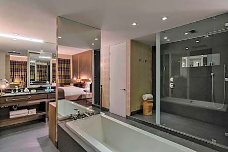 Premier Suite, Suite, King