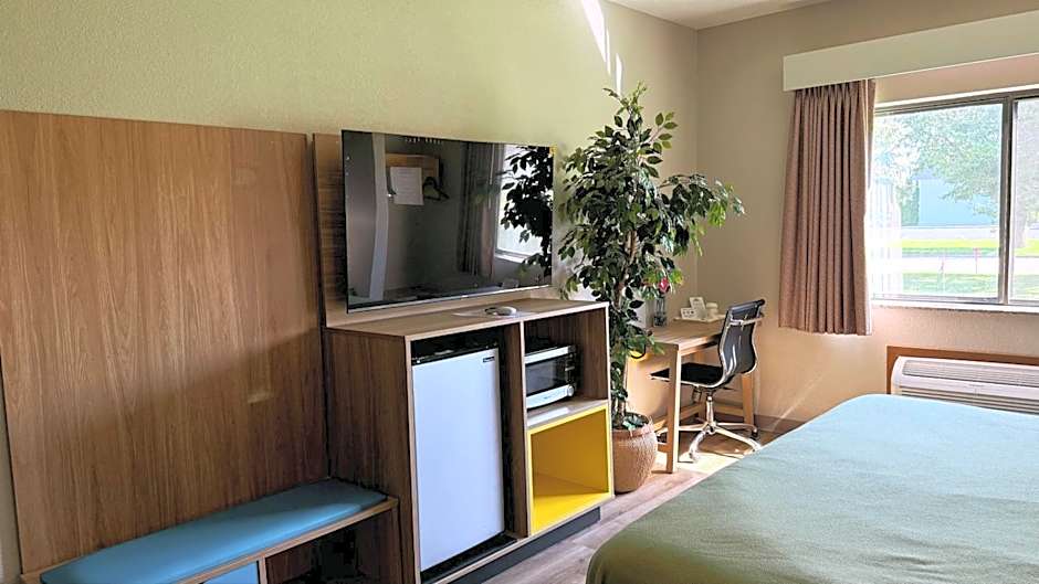 Days Inn by Wyndham Mankato