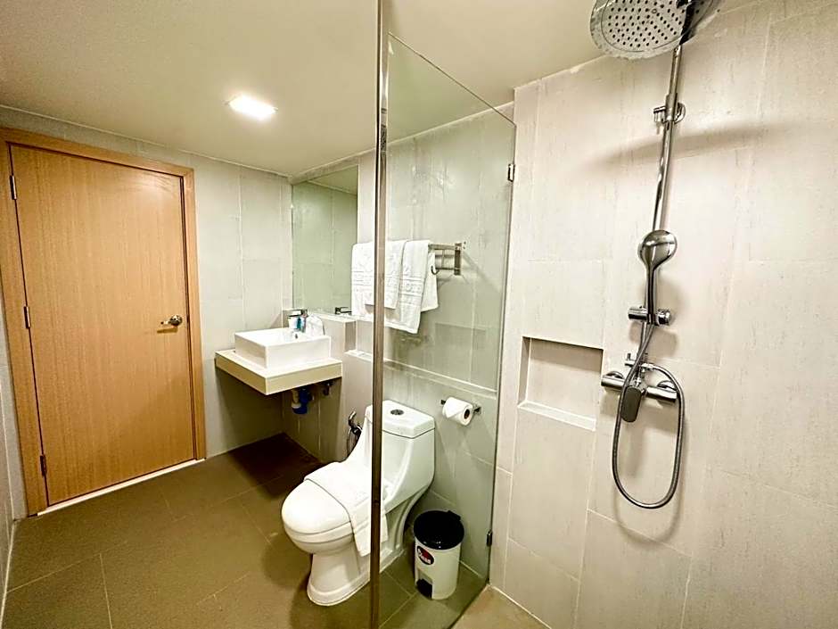 O2 Grand Suvarnabhumi Airport