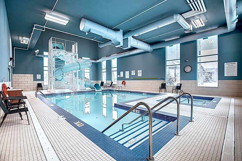 Holiday Inn Express and Suites Calgary Airport Trail NE By IHG