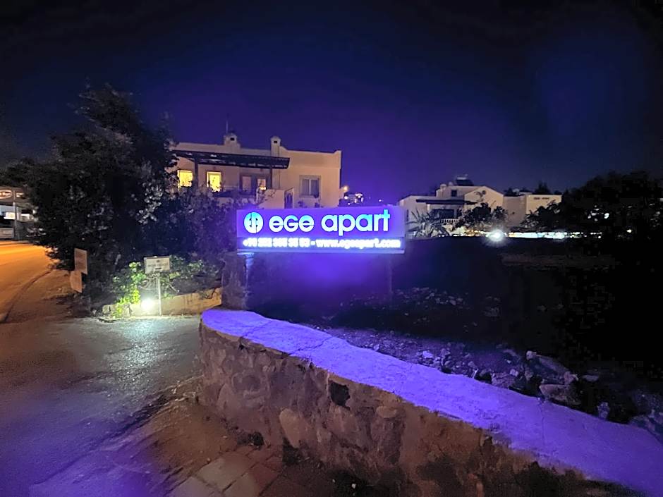 Ege Apartments