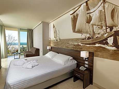 Privilege Double Room with Balcony and Sea View