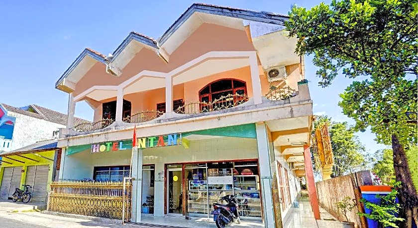 Collection O 92897 Hotel Intan Near Kantor Syahbandar Bawean