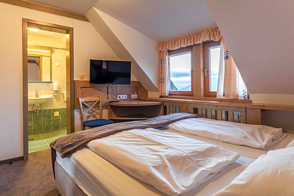 Hotel Krvavec