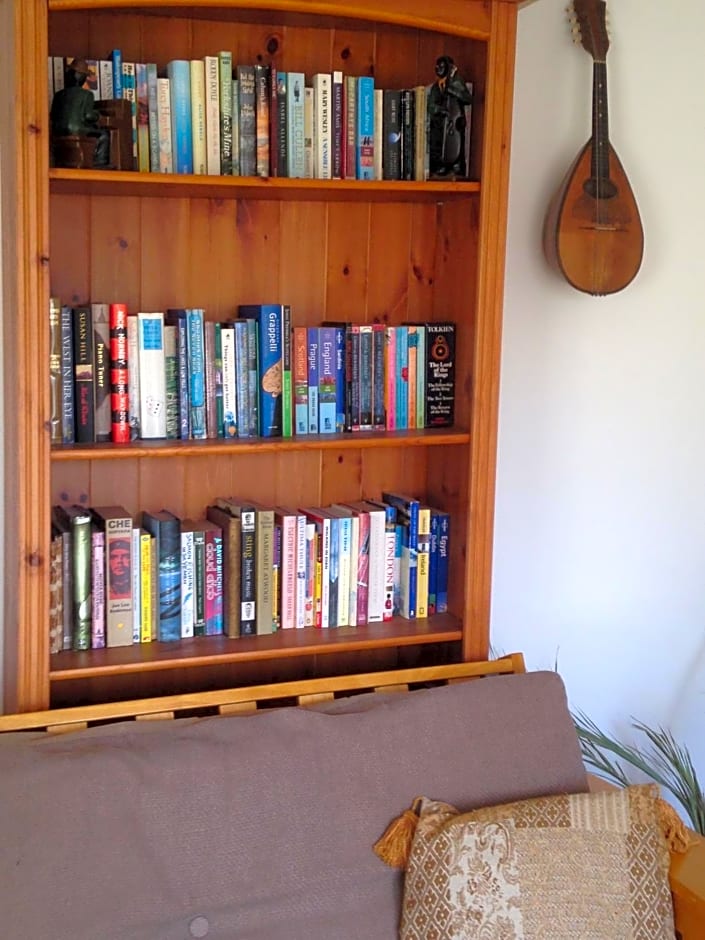 Rebels Hide -Self check in rooms