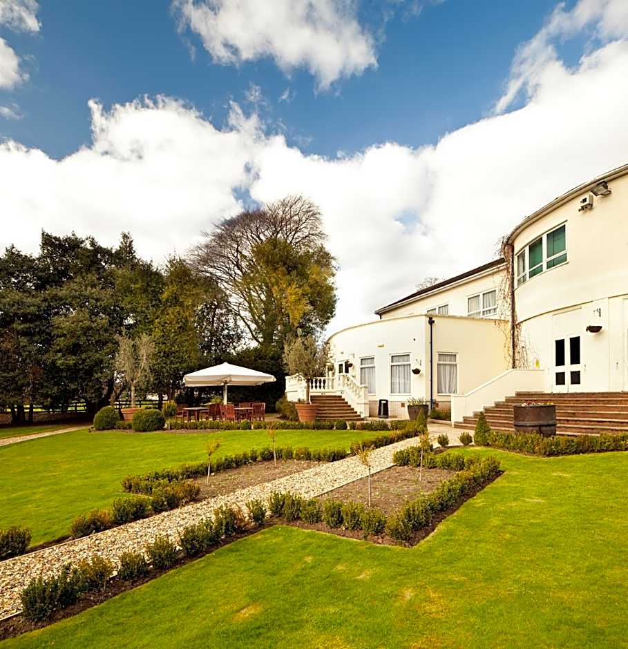 Mercure Chester Abbots Well Hotel