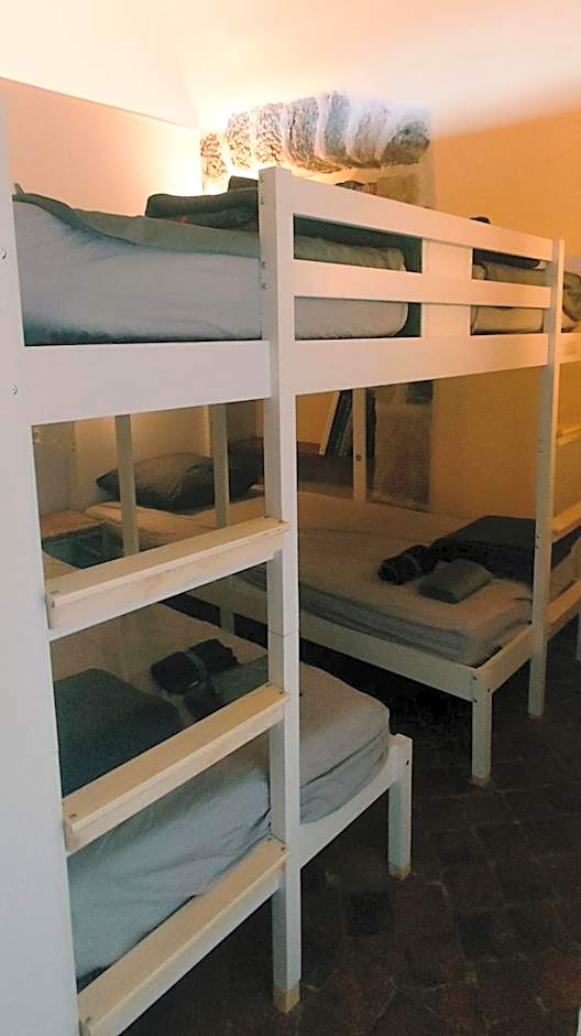Chambres La Prévôté - Randonneurs et Pèlerins - Ancien couvent contre la Cathédrale