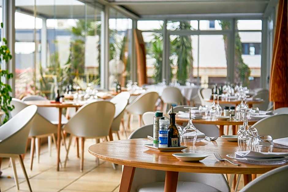 Holiday Inn Perpignan By IHG