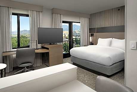 King Room with Sofa Bed