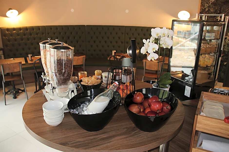 ibis Styles Puteaux Paris La Defense