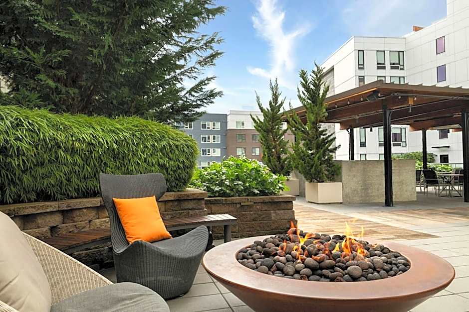 Aloft Seattle Redmond