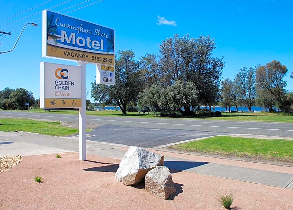 Cunningham Shore Motel