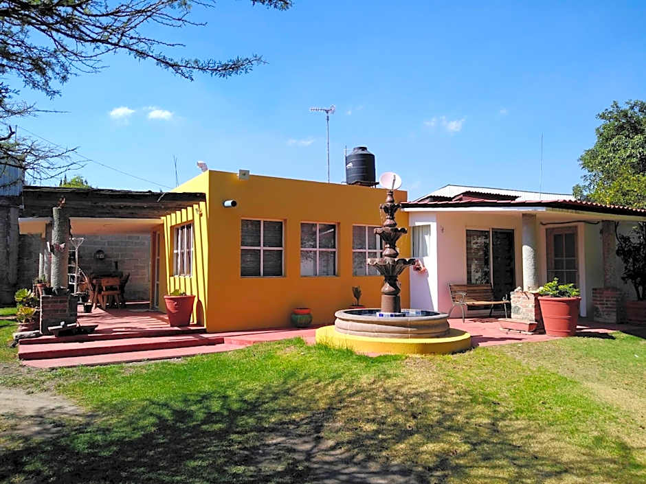Finca Mc'Clau Teotihuacan, Casa residencial entera