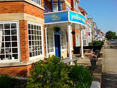 Yellow Mountain Hotel