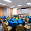 Hampton Inn By Hilton & Suites Kansas City-Country Club Plaza