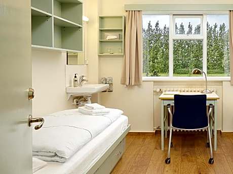 Single Room with Shared Bathroom