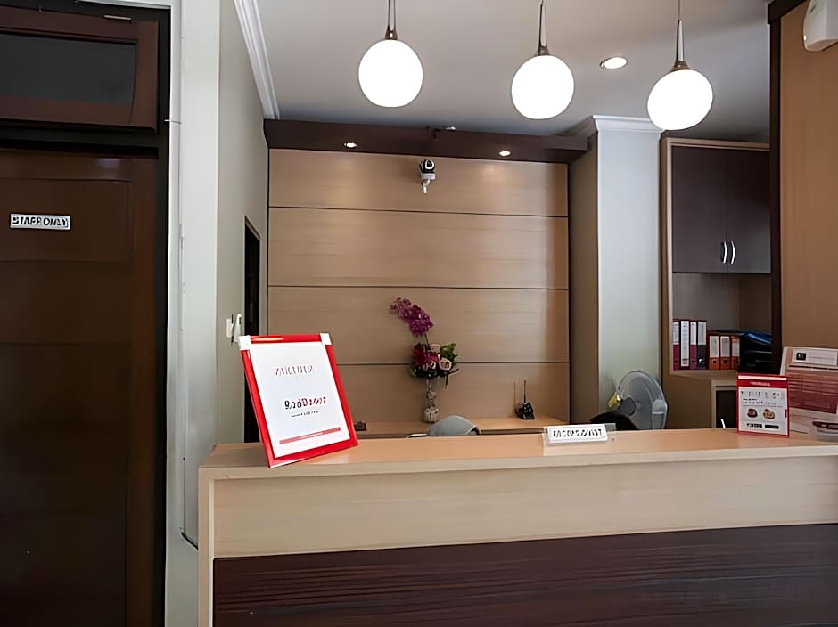 Urbanview Hotel de Kopen Malang by RedDoorz