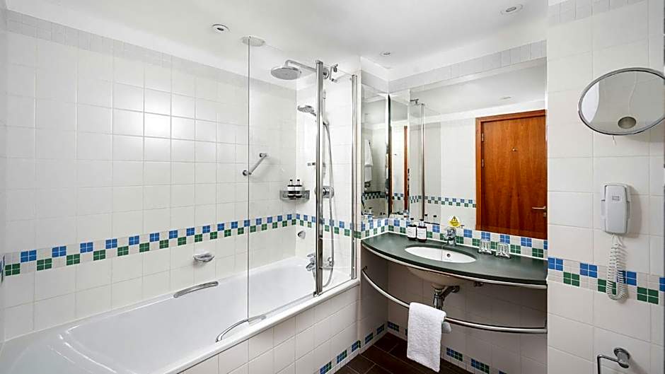 Voco St David's Cardiff By IHG